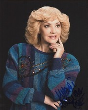 Wendi McClendon Covey Goldbergs Autographed Signed 8x10 Photo COA MR014
