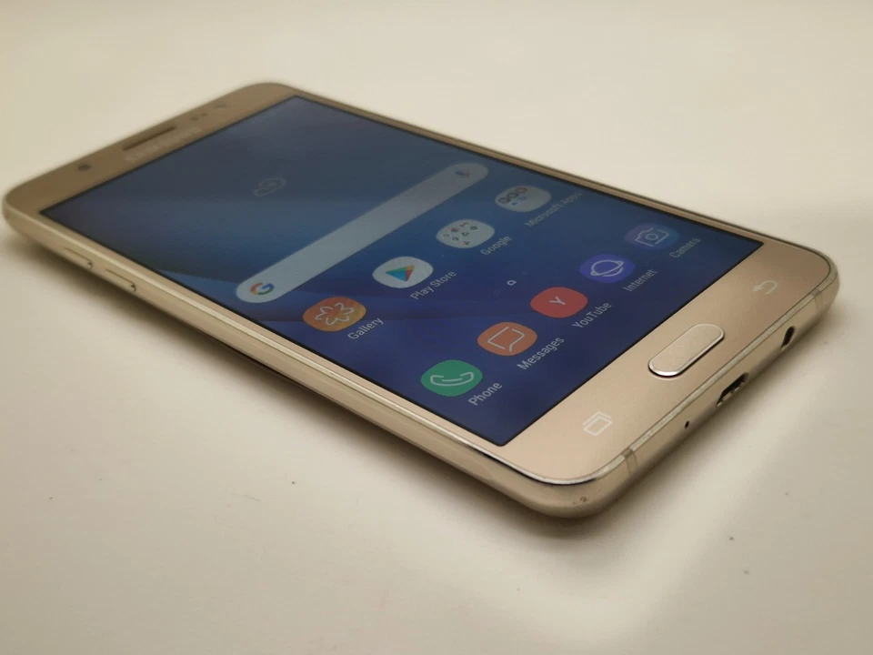 Samsung Galaxy J5 (2016) SM-J510FN - 16GB - Gold (Unlocked) Smartphone, photo 2 of 5