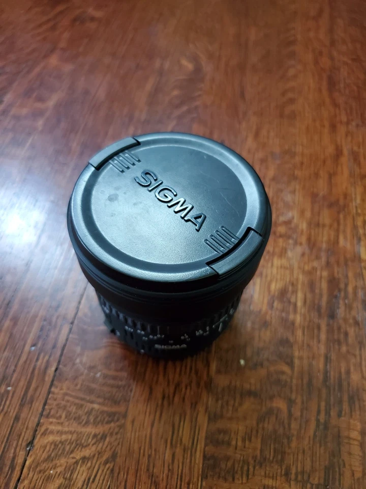 【MINT】Sigma 8mm f/3.5 EX DG FISHEYE AF Lens For Canon EF - Image 4 of 4