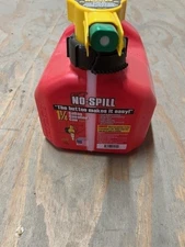 1415 1-1/4-Gallon Poly Gas Can (CARB Compliant), Red UPSTAIRS