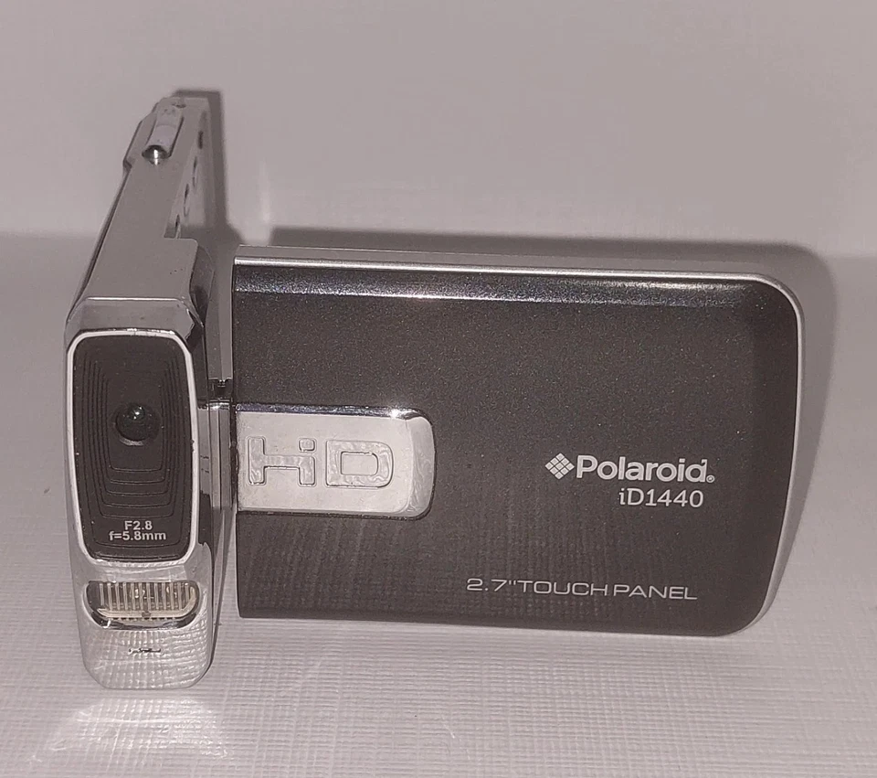 Polaroid Camcorder ID1440-BLK 14MP/4x Digital Zoom HD 1080p w/2.7" Touchscreen  - Image 4 of 4