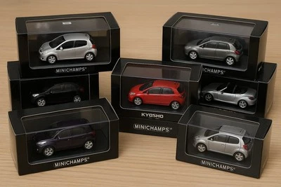 Voiture Miniature TOYOTA / LEXUS - Photo 1/2