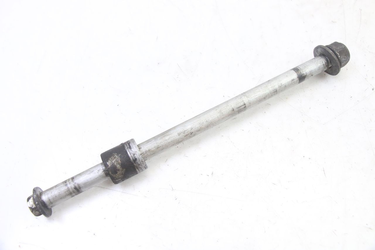 REAR WHEEL AXLE - HONDA XLV VARADERO 125 (2000 - 2006)