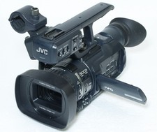 JVC GY-HM100E 3CCD Pro HD SD Camcorder w/ Fujinon 10x Optical Zoom Lens - 136Hrs