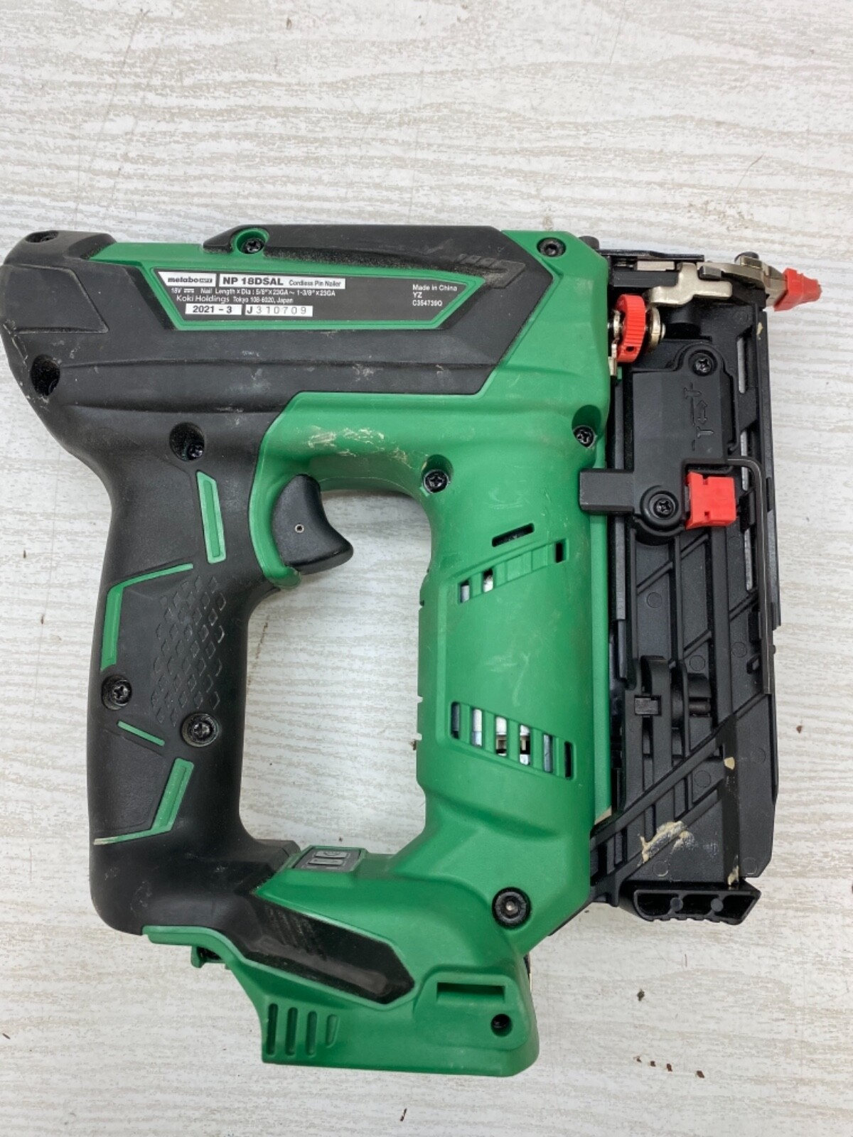 Metabo NP18DSAL HPT 18V Cordless 13/8 inch 23Gauge Pin Nailer Kit FOR