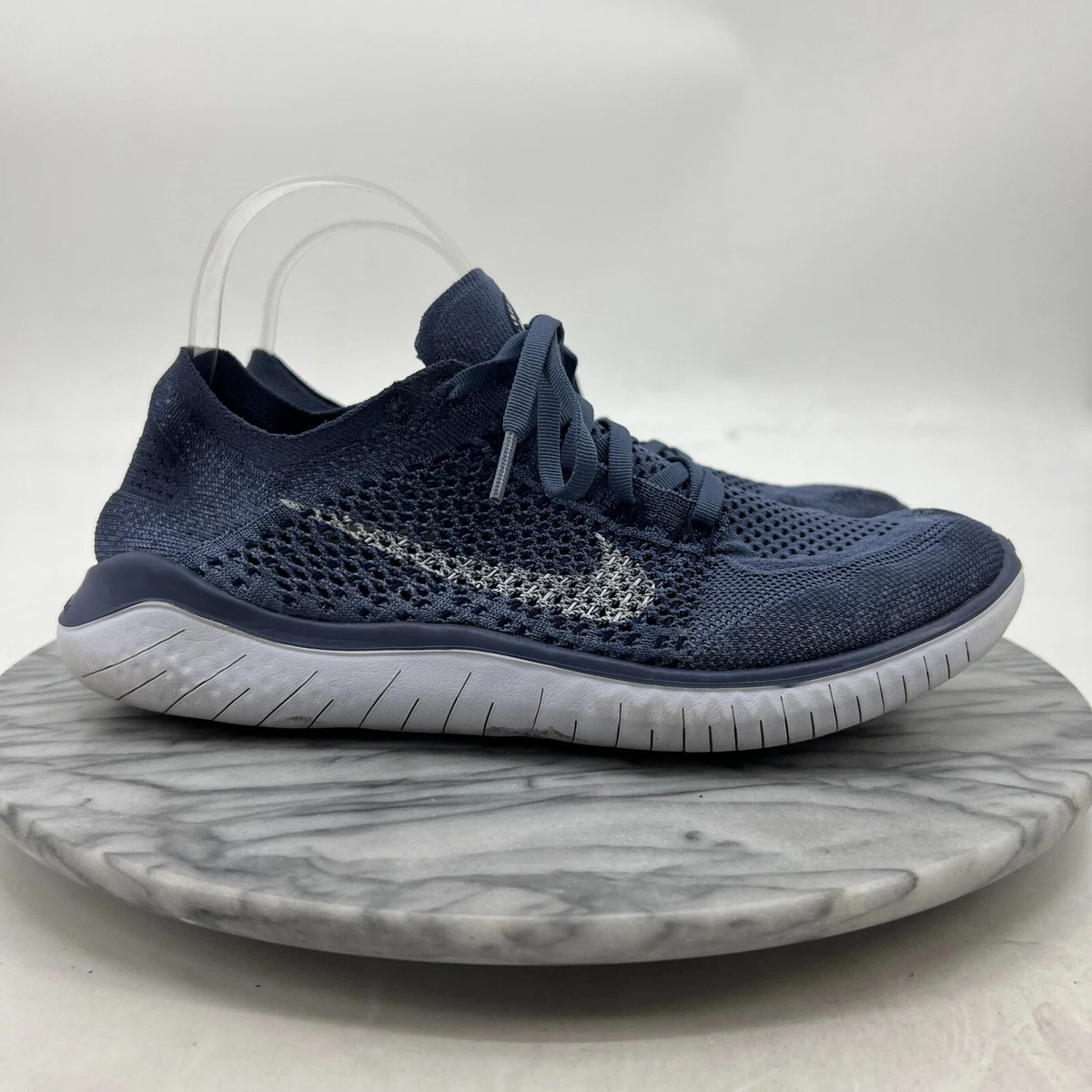 Nike mesh best sale trainer