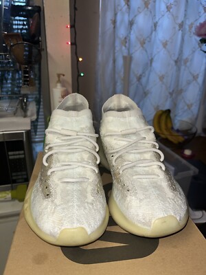 yeezy calcite glow retail