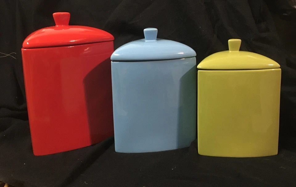 Oneida De Colección MCM Buffalo China Triángulo Juego de 3 Botes Rojo Azul Verde Usado en Excelente Condición Raro Foto 2 de 4