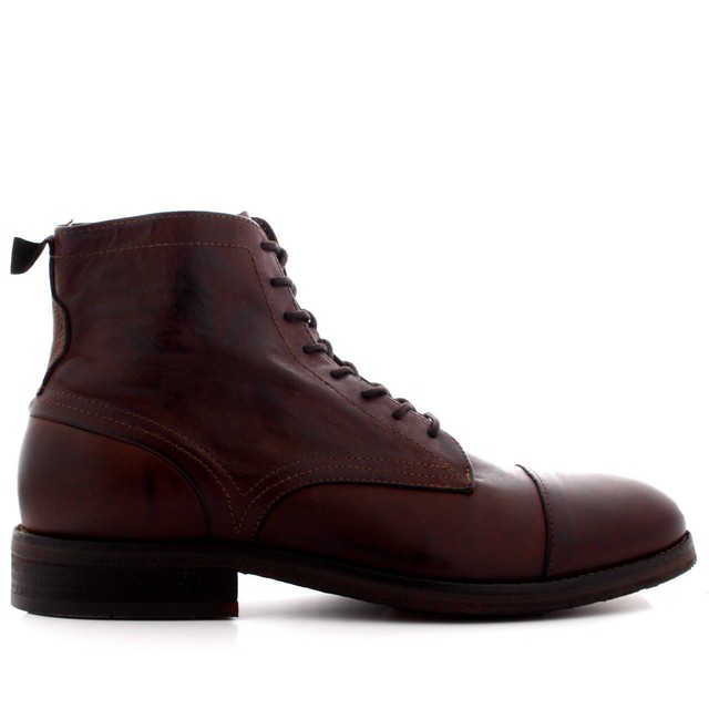 flat ankle boots with toe cap detail