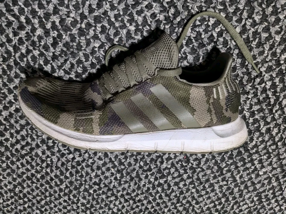 Adidas Swift Run 'Trace Cargo Green Camo Lace Up Running Sneakers Men’s Size 13 - Image 2 of 4