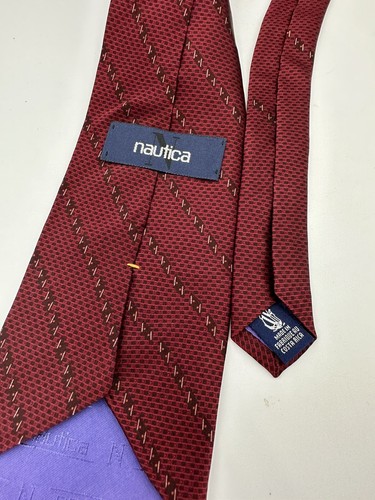 Designer Ties Mens Silk Necktie NAUTICA RED ABSTRACT STRIPED TIE MAROON VINTAGE - Picture 3 of 3