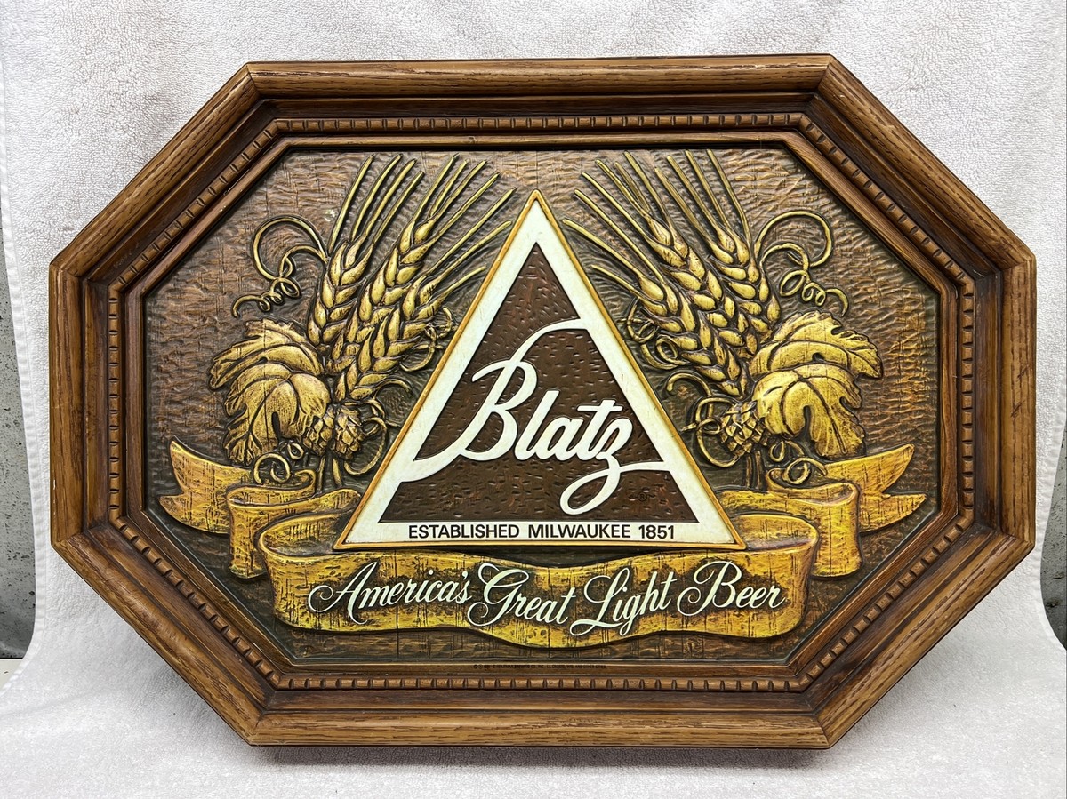BLATZ LIGHT BEER HANGING PLASTIC SIGN 16x22 1/3” | eBay