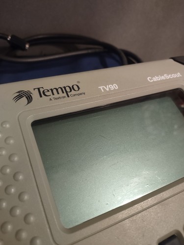 Probador de cables Tempo CableScout TV90 coaxial CATV TDR con opción STD EE. UU. con estuche - Imagen 3 de 5