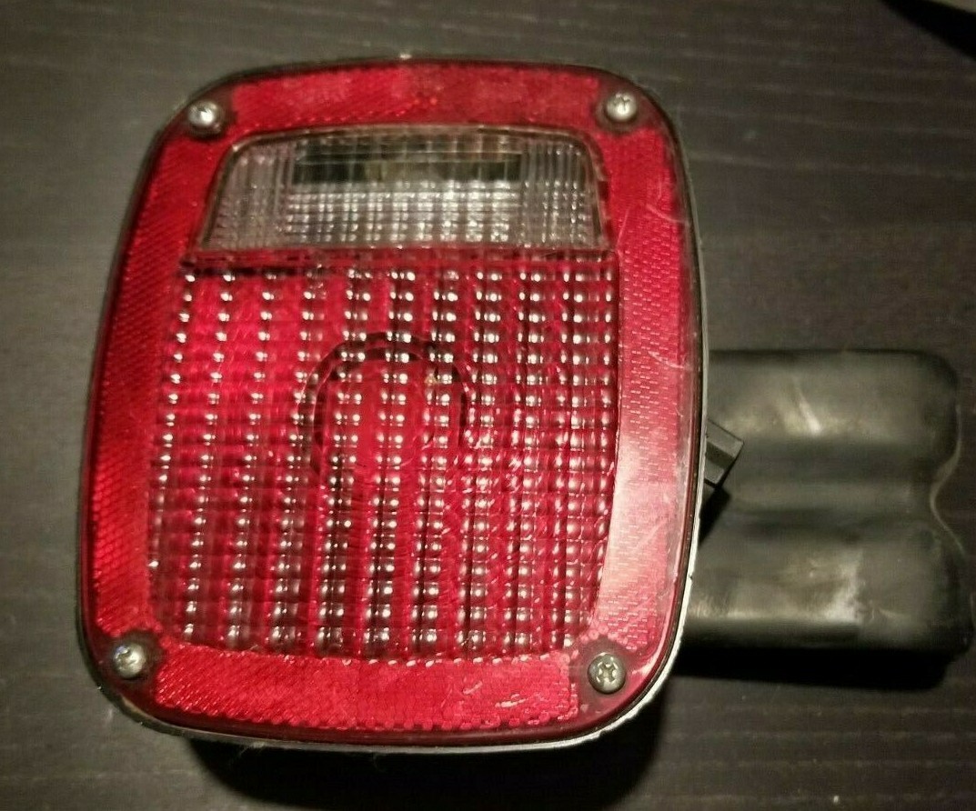 Grote 9130 Tail Lights Trailer Truck Ford RV CAB Semi Angle Connector  160215c for sale online | eBay