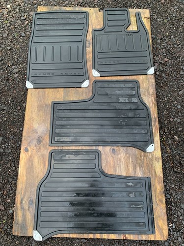 GENUINE Range Rover Vogue L322 Front & Rear Rubber Floor Mats *Set of 4* 1004517 - 第 1/12 張圖片