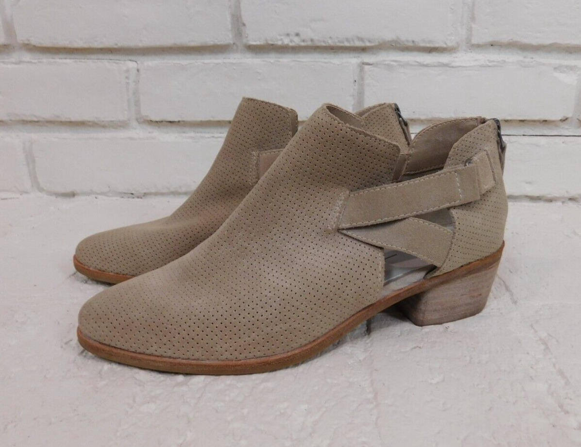 New Dolce Vita Ankle Booties Sz Perforated Suede Cut Outs Side