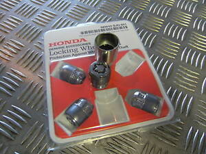  Set  of 4x Genuine Honda  locking wheel nuts key for 