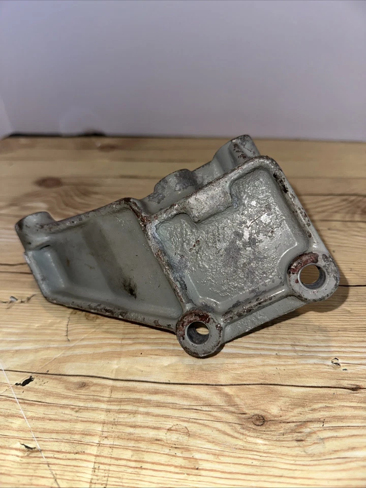 Soporte alternador Jeep Cherokee XJ Comanche MJ 87-90 OEM 4.0 8953002894 Foto 3 de 3