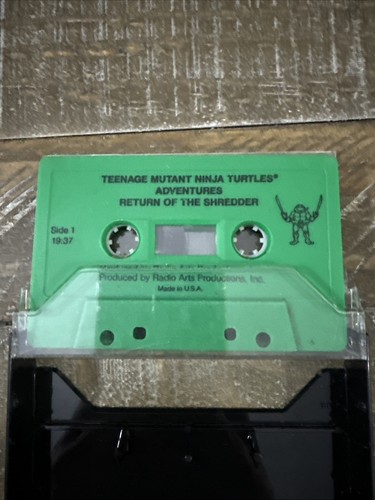 Mirage Studios Teenage Mutant Ninja Turtles Book On Cassette - Picture 4 of 4