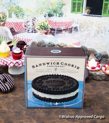 WILLIAMS-SONOMA SANDWICH COOKIE CAKE PAN -NIB- GET YOUR TASTE BUDS READY!