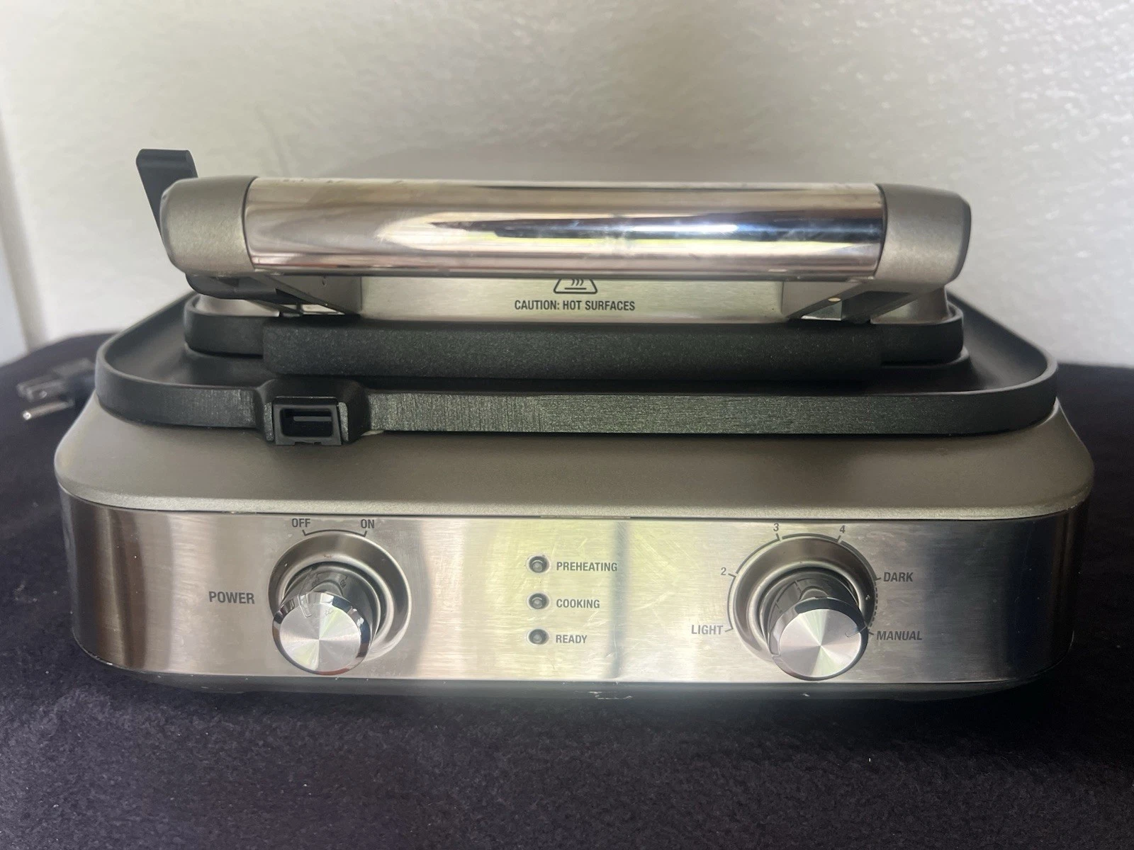 Breville Smart Waffle 4-Slice Waffle Maker BWM604BSSUSC EUC