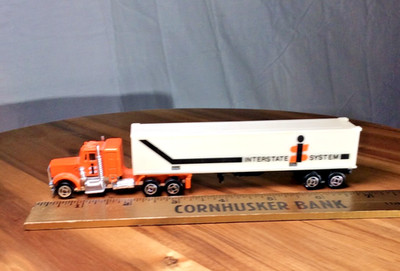 model Semi-truck w/ Interstate System logo trailer - euc