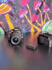 Nikon D5500 DSLR Camera with AF-S DX NIKKOR 18-55mm f/3.5-5.6G VR II Lens, Batte