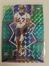 2022 Panini Mosaic Football Green Prizm Rookie Card Nik Bonitto . rookie card picture
