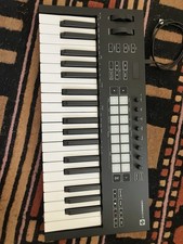 Novation Launchkey 37 Mk3 37-key Keyboard Con...