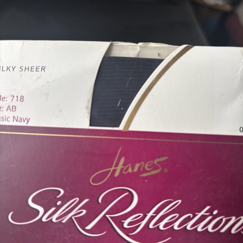 Hanes Silk Reflections Silky Sheer Control-Top Panty Reinforced Toe Sz AB Navy - Picture 6 of 7