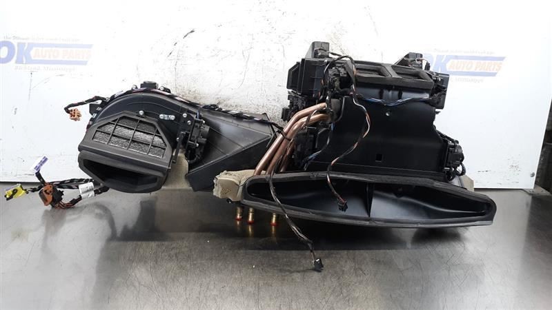 15 2015 MASERATI GRAN TURISMO OEM AC EVAPORATOR HOUSING 085235700