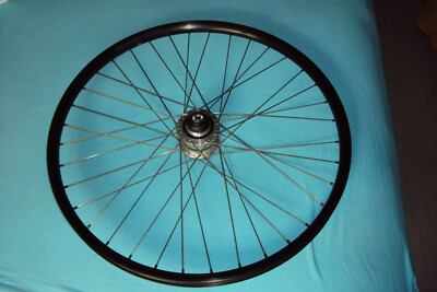 Alexrims 559x23 6061H-T6  mit Shimano DH-T708 646-716mm 6V-3Watt Laufrad