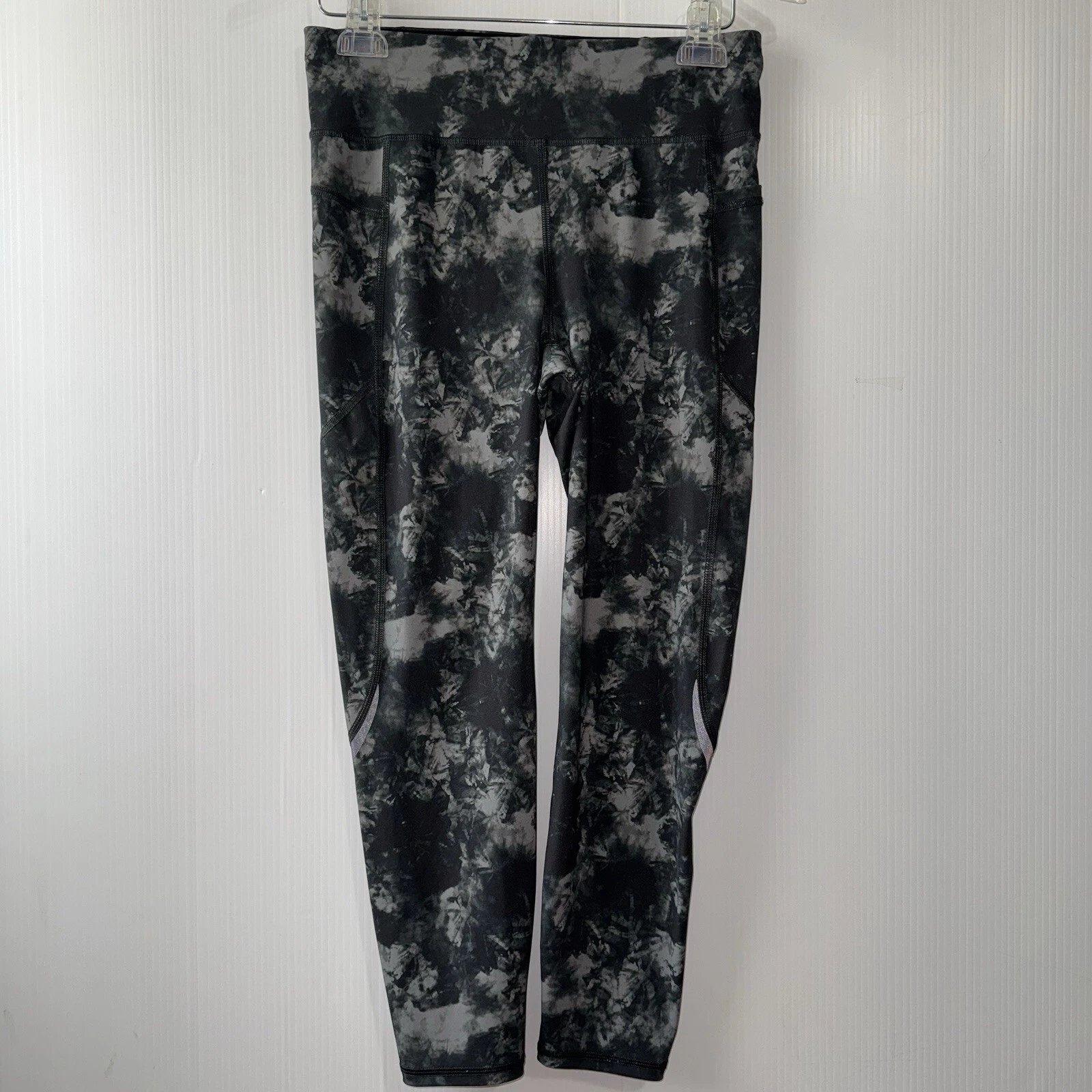 sweaty-betty zero gravity 7/8 tie dye running leggings