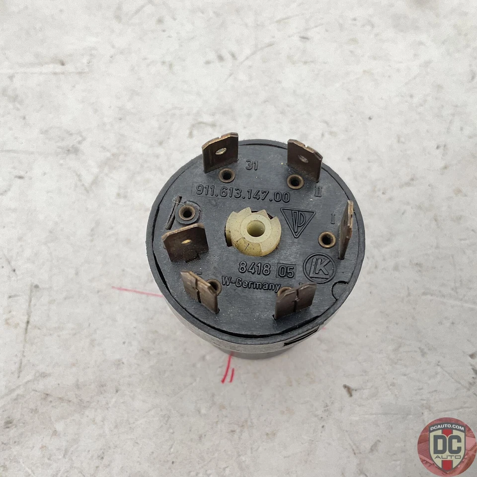 Interruptor de faro antiniebla descongelante Porsche 911 1981-1986 91161314700 Foto 2 de 3