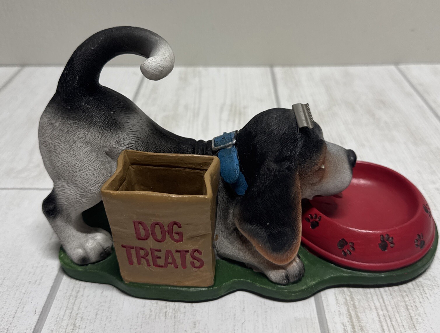 Dog tape Dispenser 10” Long Figure Statue Spaniel Puppy WMG 2010 eating treats-image