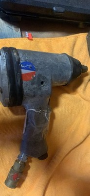 DeVilbiss Air Power Co. DV1200-01 1/2'' Pneumatic Impact Wrench