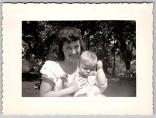 Vtg B&W Snapshot Smiling Mother Holding Baby Outdoors Park Deckle Edge 1940s