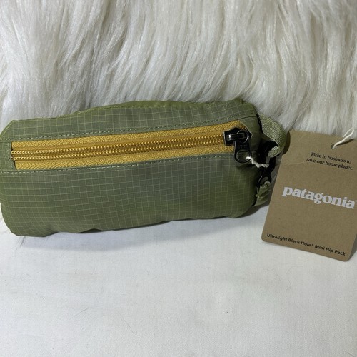 Patagonia Ultralight Black Hole Mini Hip Waist Pack 1L Green NEW!
