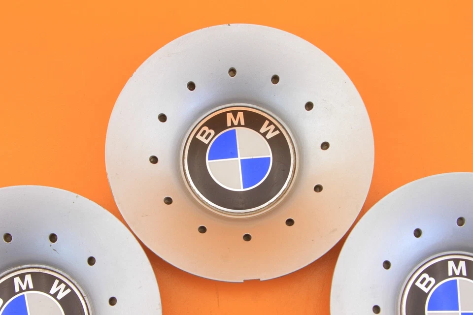 BMW 528i 540i 1997-2000 OEM plateado juego de 4 tapas centrales 36,13-1 092 327 Foto 4 de 4