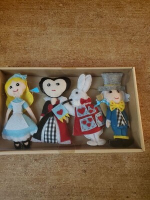 ALICE IN WONDERLAND Felt Ornament Set - BAM Exclusive IMPOSSIBLE to Find