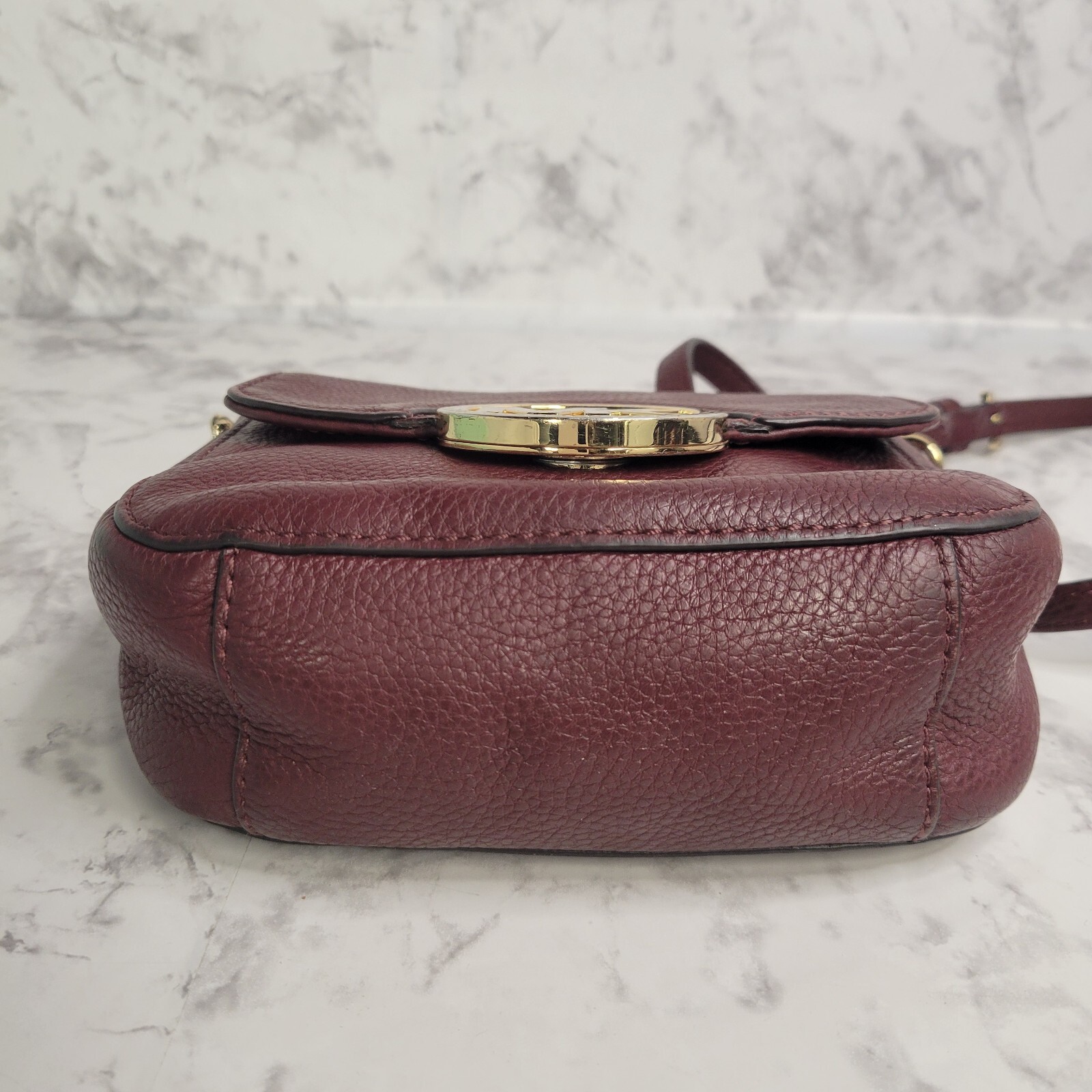 Michael Kors Fulton Leather Burgundy Crossbody Bag Purse Gold Chain Cute Small thumbnail 11