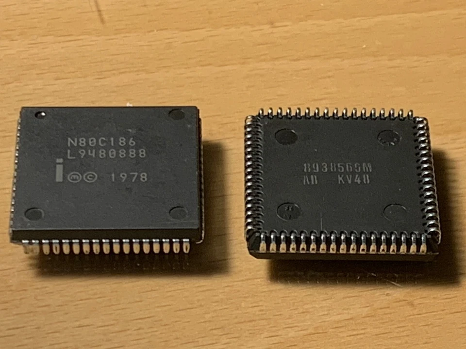  N80C186 INTEL MPU 80C86 CISC 16-Bit 68-Pin PLCC Microprocessor - Image 3 of 4