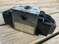 Vickers (Tokyo Keiki Co.) DG4S5-0C-W-T-11 Directional Control Valve Refurbished