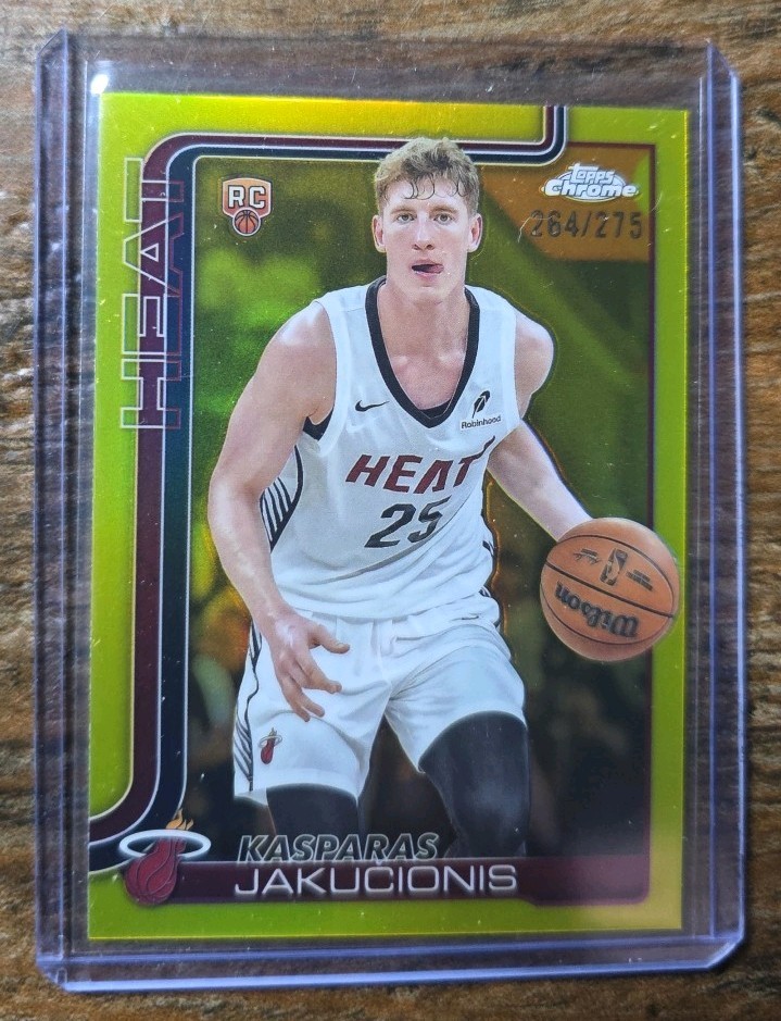 2025-26 Topps Chrome - Kasparas Jakucionis #270 Yellow Refractor /275 (RC)