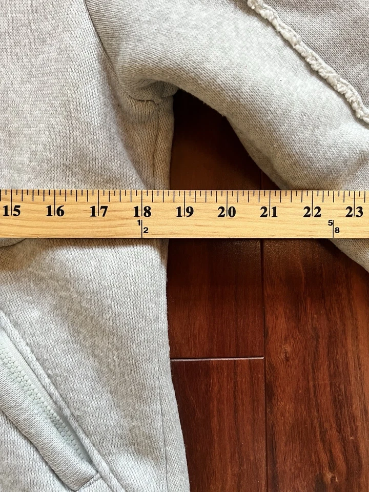 Avalanche Outdoor Supply Co - Sherpa Lined Large Gray Full Zip Jacket - Image 2 of 4