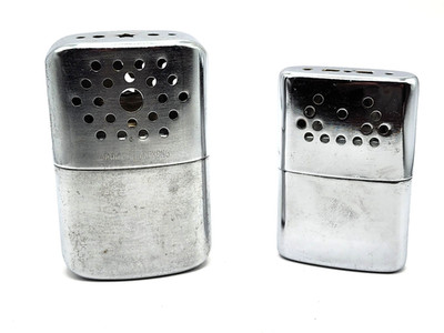 2 Vintage Aladdin Labs Jon-E Chrome Metal Hand Warmers Untested