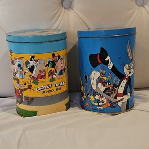 Brach's Looney Tunes School Bus Bugs Birthday Collectible Tin Set