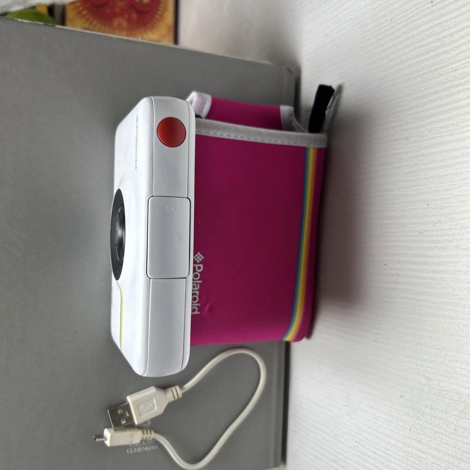 Polaroid Snap Touch Instant Print Digital Camera White. - Image 4 of 4