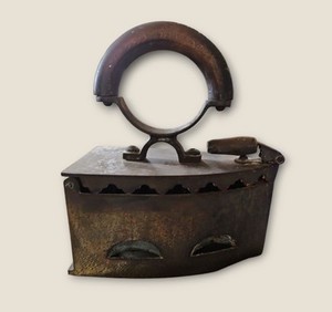 Antique Cast Iron Charcoal Iron With Wooden Handle And Closer 