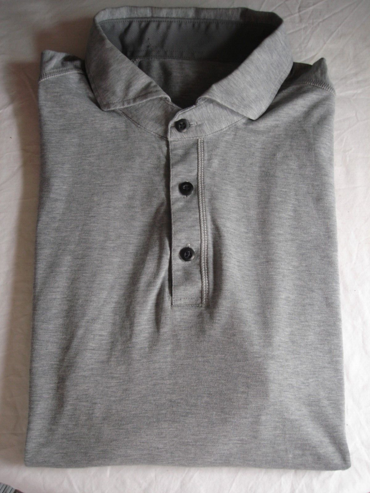 Lululemon Men’s Evolution Solid Gray Poly Blend V… - image 7